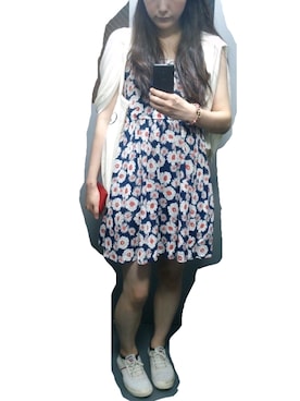 ピザ屋の彼女さんのコーディネート