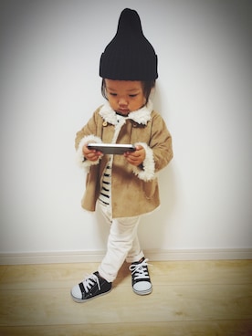 「ZARA KIDS」｜「アイテム（ムートンコート）」を使った、momoさん（キッズ・90cm）の秋コーディネート
