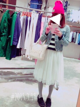 「ハグマグ」｜「アイテム（デニムジャケット）」を使った、くまきみかさん（レディース・152cm）の春コーディネート