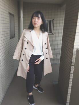 「JUSGLITTY（ジャスグリッティー）のアイテム（トレンチコート）」を使った、なつさん（レディース・166cm）の春コーディネート