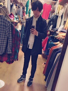 「アイテム（ステンカラーコート）」を使った、山下和樹さん（メンズ・176cm・10代）の冬コーディネート
