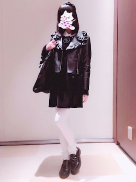 「白タイツ」｜「アイテム（ライダースジャケット）」を使った、ℳ𝒾𝓀𝓊さん（レディース・160cm）の冬コーディネート