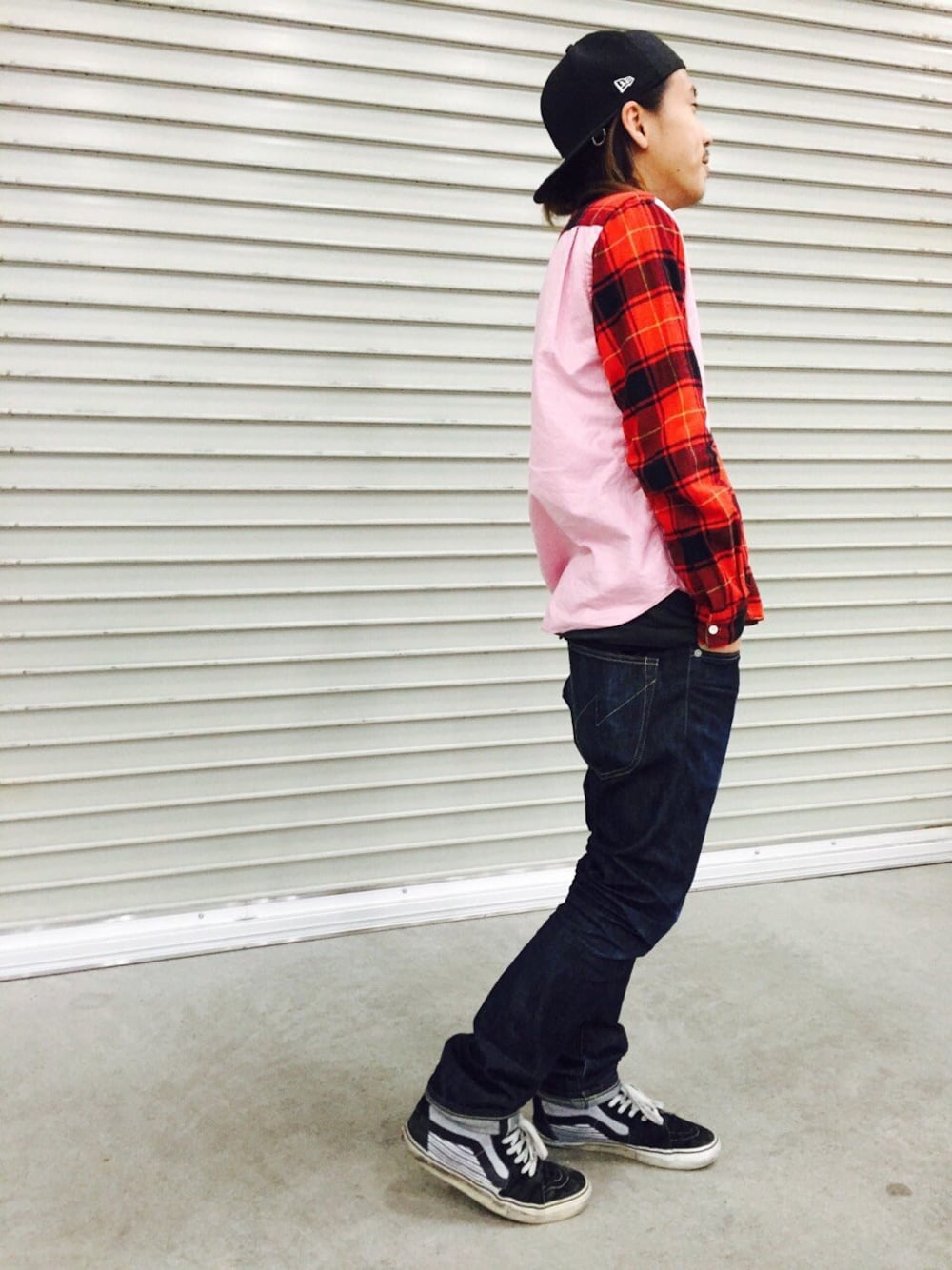 「会社、トラブル」｜「mastermind JAPAN × NEW ERAのアイテム（キャップ、ブラック系）」を使った、ALWAYSFUNさん（メンズ・170cm）の春コーディネートの1枚目の写真