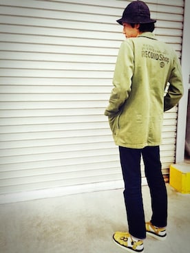 「サンダルに靴下」｜「アイテム（カバーオール）」を使った、ALWAYSFUNさん（メンズ・177cm）の春コーディネート