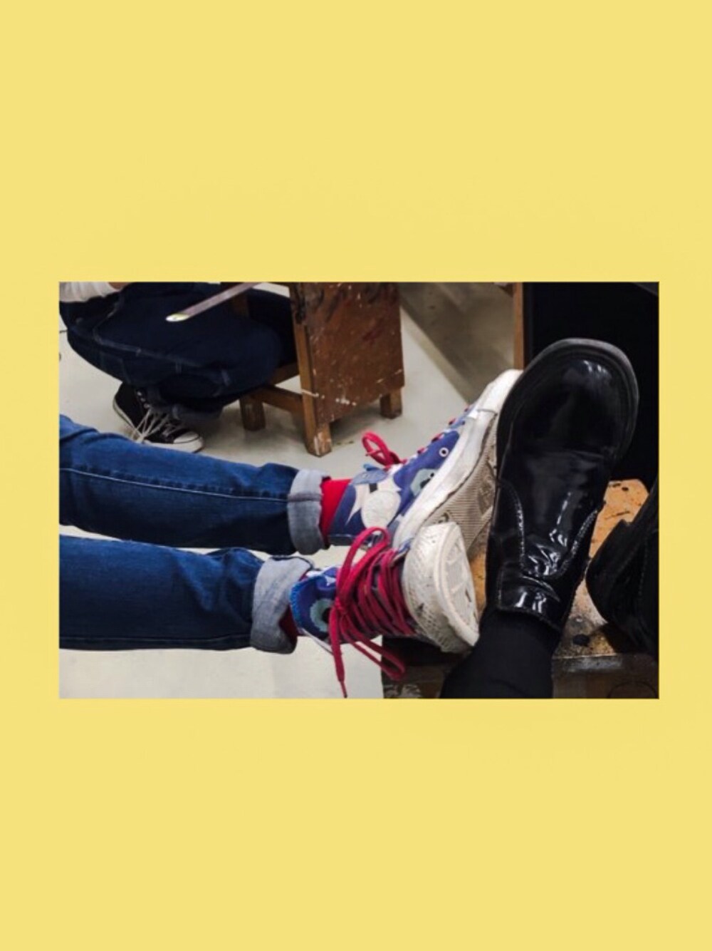 「converse、marimekko、ハイカットスニーカー」｜「CONVERSEのコンバース×マリメッコ（スニーカー、ブルー系）」を使った、ベランダから失礼しますよさん（レディース・163cm）の冬コーディネートの1枚目の写真