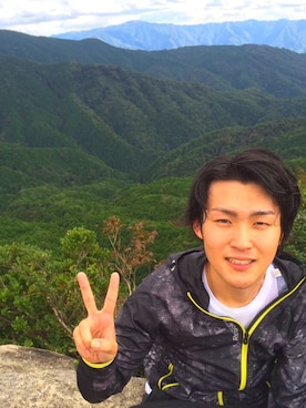 パーカーを使った 韓国人 のメンズ人気ファッションコーディネート Wear