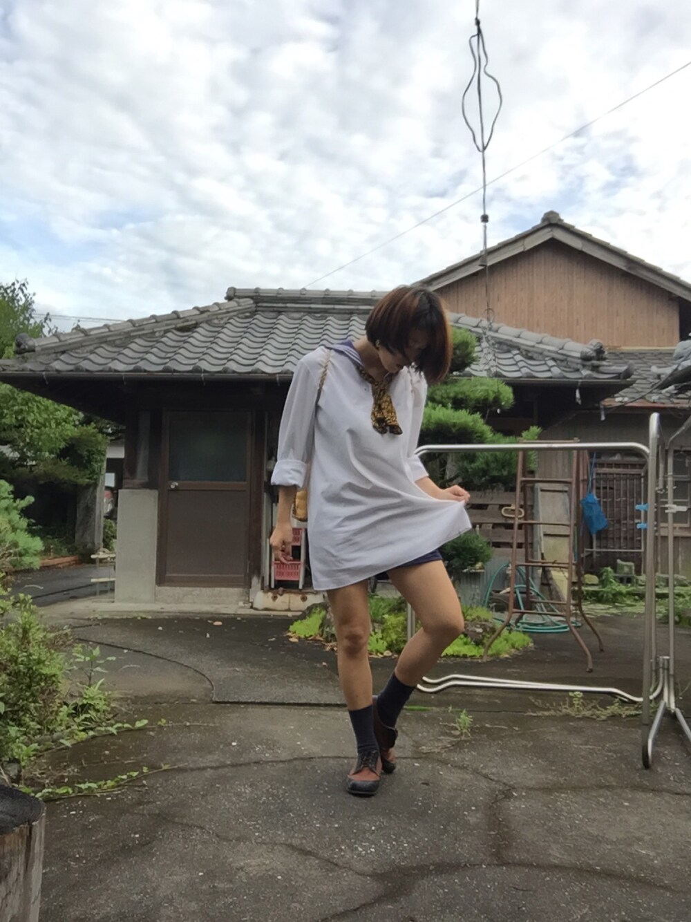 「セーラー服、sailor、batik、バティック柄、ドイツ軍、キャンバスシューズ、セーラーワンピース、軍物」｜「MILITARY SURPLUSのドイツ軍セーラージャケット（ミリタリージャケット、ホワイト系）」を使った、sailさん（レディース・163cm）の夏コーディネートの1枚目の写真