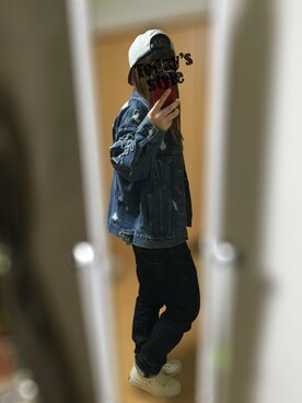 「ホワイトスニーカー」｜「アイテム（デニムジャケット）」を使った、RENさん（レディース・157cm）の春コーディネート