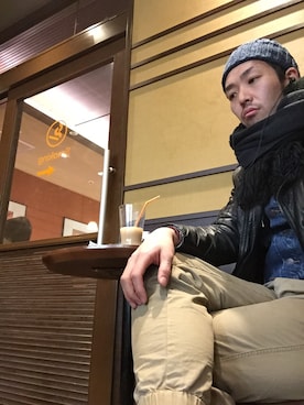 「H&M（エイチ・アンド・エム）のアイテム（ジャケット/アウター）」を使った、gerkliciousさん（メンズ・178cm・20代）の冬コーディネート