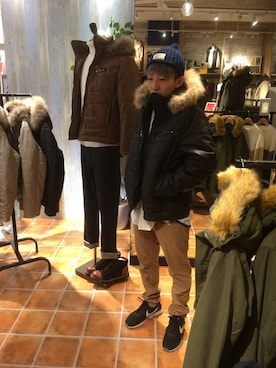 「HVC（エイチブイシー）のアイテム（ジャケット/アウター）」を使った、HVCあまがさきキューズモール店さん（メンズ・170cm）の冬コーディネート