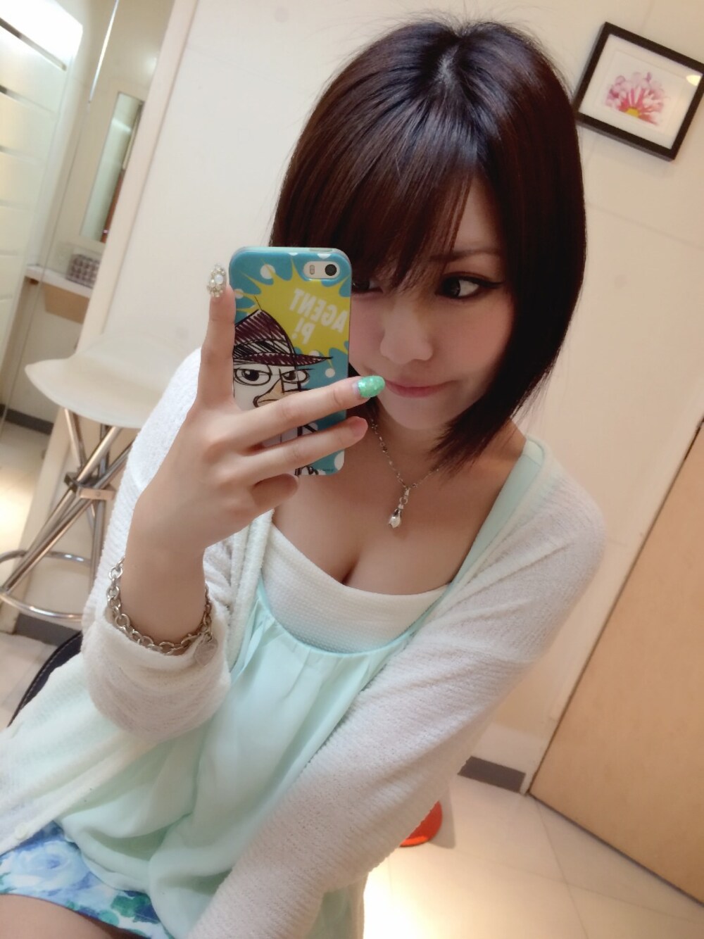 「リエンダ」｜「riendaのアイテム（カーディガン/ボレロ、ホワイト系）」を使った、はるちゃんさん（レディース・160cm）の夏コーディネートの1枚目の写真