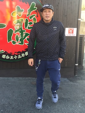 「F.C.R.B.（エフシーアールビー）のアイテム（ナイロンジャケット）」を使った、ヒデさん（メンズ・170cm）の秋コーディネート