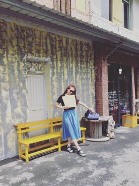 Ellie Suさんのコーディネート