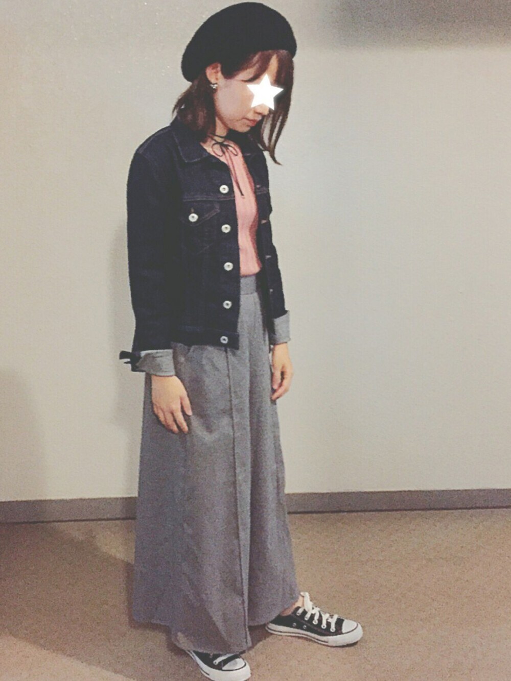 「映画、ローリーズファーム(LOWRYS FARM)、チョーカー、リブニット、スカンツ、GU、コンバース、プチプラ、ベレー帽、UNIQLO」｜「LOWRYS FARMの２レンリボンチョーカー　728650 （チョーカー、ブラック系）」を使った、chihirooさん（レディース・151cm）の秋コーディネートの1枚目の写真