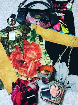 「Desigual（デシグアル）のアイテム（アクセサリー）」を使った、REN..MIOさん（レディース・158cm）の秋コーディネート