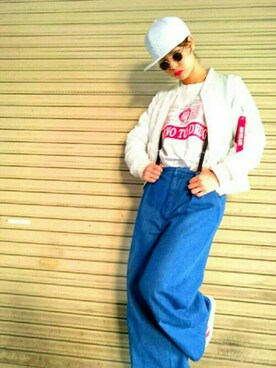 「Tシャツ×デニム」｜「アイテム（ブルゾン）」を使った、エスコンジスコンさん（レディース・161cm）の春コーディネート