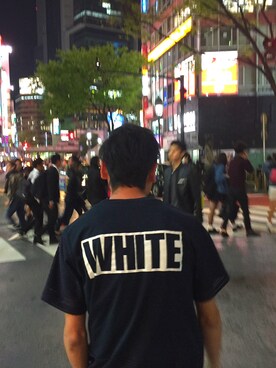 「WHITE MOUNTAINEERING（ホワイトマウンテニアリング）のアイテム（Tシャツ/カットソー、その他）」を使った、Motoさん（メンズ）の夏コーディネート