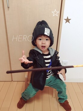 「e.a.B（エーアーベー）のアイテム（パンツ）」を使った、HEROさん（キッズ・90cm）の秋コーディネート