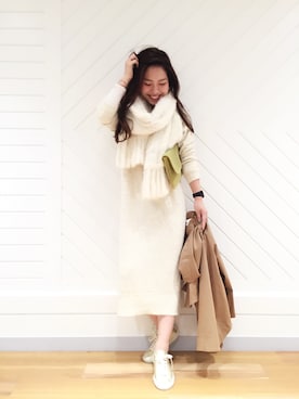 「アイテム（クラッチバッグ、イエロー系）」を使った、doudou_ebiさん（レディース・166cm）の冬コーディネート