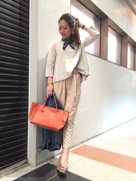 「アイテム（トートバッグ、オレンジ系）」を使った、doudou_ebiさん（レディース・166cm）の春コーディネート
