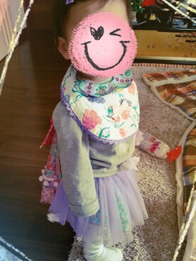 「fafa（フェフェ）のアイテム（スカート）」を使った、Ri-chanさん（キッズ・70cm）の春コーディネート