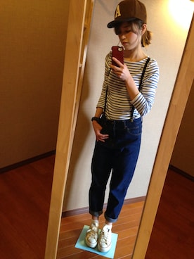 「GU（ジーユー）のアイテム（デニムパンツ、ブルー系）」を使った、Kahoさん（レディース・157cm）の春コーディネート