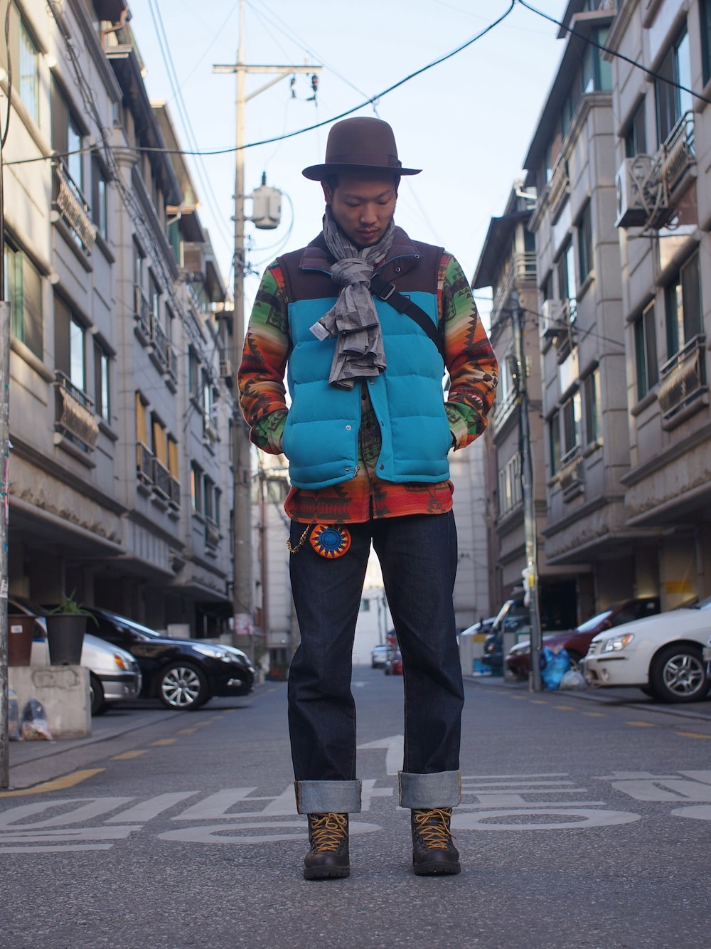 「ootd、daily look、patagonia、barbisio、Danner、vest、fedora、boots、Ralph Lauren、jacket 」｜「barbisioのアイテム（ハット、ブラウン系）」を使った、Kwan-soo Kimさん（メンズ・180cm）の春コーディネートの1枚目の写真