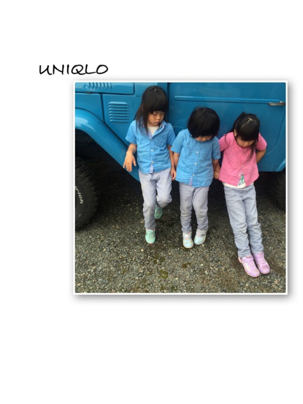 「ラクチンコーデ、シャツコーデ、3姉妹」｜「UNIQLOのアイテム（その他パンツ、グレー系）」を使った、ＴMHKAさん（キッズ・120cm）の春コーディネートの1枚目の写真