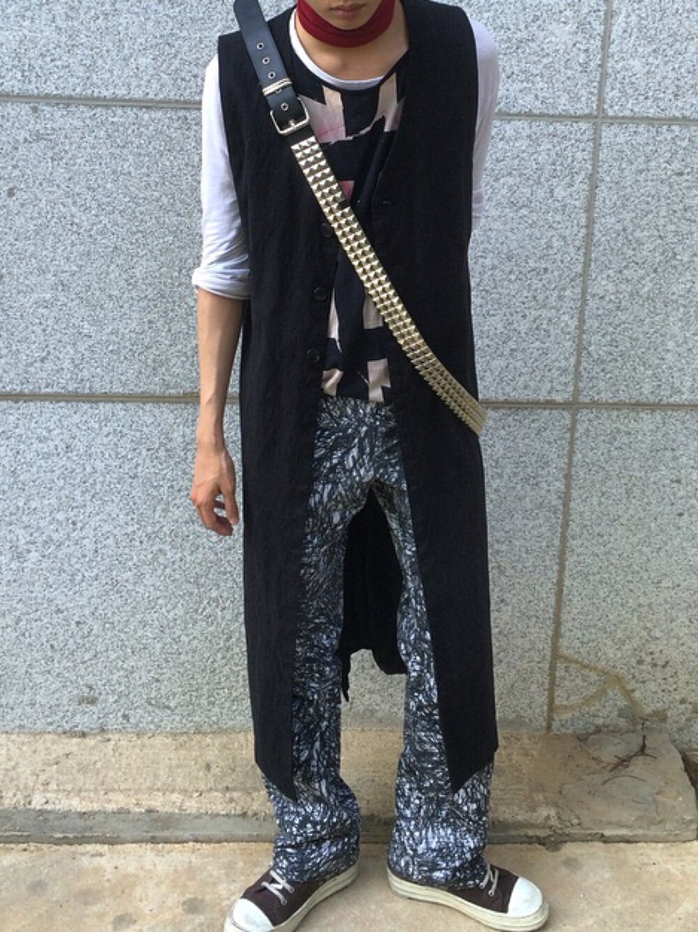 「ootd、dailylook、gomong」｜「MARTIN MARGIELAのアイテム（その他パンツ、グレー系）」を使った、gomongさん（メンズ・176cm）の春コーディネートの1枚目の写真