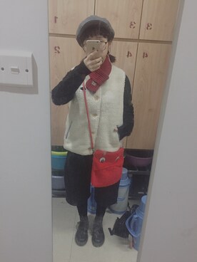 「TYAKASHAの正反两面可穿羊羔毛马夹~（ナイロンジャケット、ホワイト系）」を使った、mango_goさん（レディース・151cm）の冬コーディネート