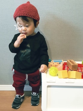 「babygap」｜「アイテム（ハンチング/ベレー帽）」を使った、tooowaさん（キッズ・70cm）の秋コーディネート