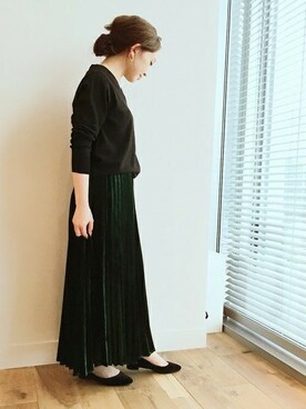 「ベロアスカート」｜「アイテム（パンプス）」を使った、mihoさん（レディース・153cm）の秋コーディネート
