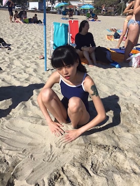 Klaire Chenさんのコーディネート