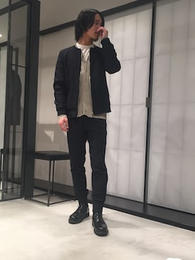 「アイテム（ノーカラージャケット）」を使った、水野亘さん（メンズ・175cm）の春コーディネート