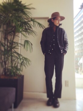 「アイテム（ハット、イエロー系）」を使った、水野亘さん（メンズ・175cm）の秋コーディネート