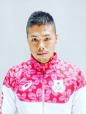 「ASICS（アシックス）のアイテム（ジャケット/アウター）」を使った、Yasunari Hirai  さん（メンズ・175cm）の夏コーディネート