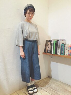 「VINTAGE（ヴィンテージ）のアイテム（ヘアバンド）」を使った、BRUNTJETさん（レディース・156cm）の春コーディネート