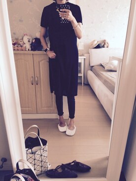 「initial（イニシャル）のアイテム（サンダル）」を使った、Haze大脚怪さん（レディース・174cm）の夏コーディネート