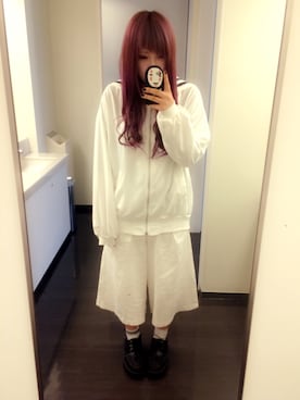 「袴パンツ」｜「アイテム（ナイロンジャケット）」を使った、✡あきえり✡さん（レディース・171cm）の秋コーディネート
