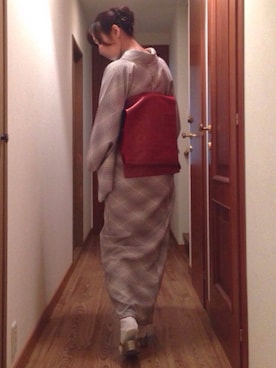 「アイテム（つなぎ/オールインワン、グレー系）」を使った、ももこさん（レディース・168cm）の春コーディネート