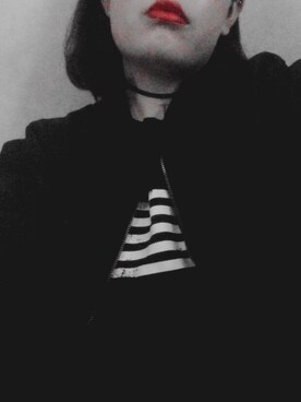 「BIGBANG（ビッグバン）のアイテム（Tシャツ/カットソー、ブラック系）」を使った、ゆうきさん（レディース・157cm）の冬コーディネート