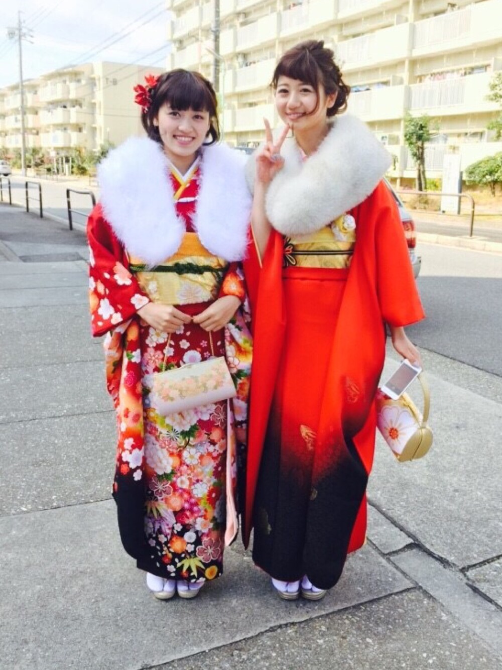 「成人式」｜「成 人 式  💕 in 名 古 屋のアイテム（浴衣、レッド系）」を使った、mocoさん（レディース・163cm）の冬コーディネートの1枚目の写真