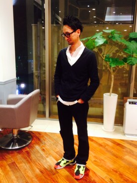 「NEIL BARRETT（ニールバレット）のアイテム（カーディガン/ボレロ）」を使った、北崎 一矢さん（メンズ・176cm）の秋コーディネート