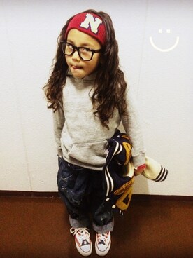「DENIM DUNGAREE（デニムダンガリー）のアイテム（つなぎ/オールインワン）」を使った、ru-neiさん（キッズ・110cm）の春コーディネート