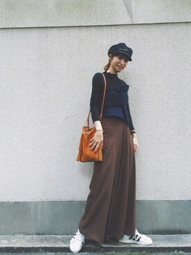 「アイテム（チューブトップ、ブルー系）」を使った、ヤマサキ サオリさん（レディース・169cm）の秋コーディネート