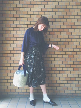 「CLANE（クラネ）のアイテム（スカート）」を使った、ヤマサキ サオリさん（レディース・169cm）の春コーディネート