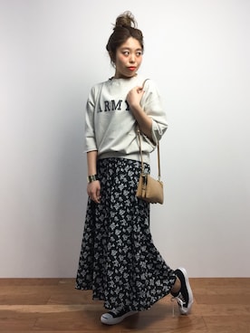 「フラワープリント」｜「アイテム（サロペット/オーバーオール）」を使った、ぽんさん（レディース・158cm）の冬コーディネート
