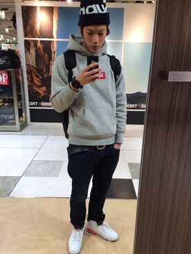 「#supreme」｜「アイテム（帽子）」を使った、DIKさん（メンズ・178cm）の春コーディネート