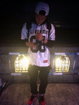 「#supreme」｜「アイテム（帽子）」を使った、DIKさん（メンズ・178cm）の春コーディネート