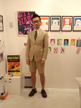 「PRADA（プラダ）のアイテム（シューズ）」を使った、ジョルさん（メンズ・165cm）の秋コーディネート
